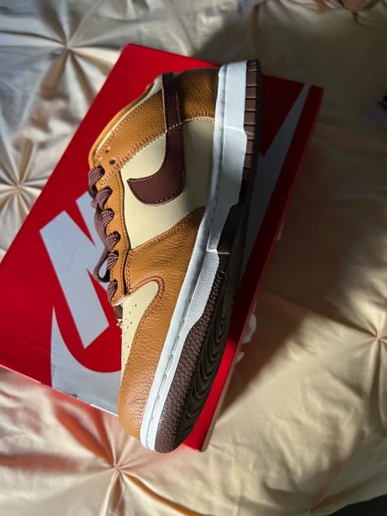 Nike Dunk Low SE Brown and Cream with Cherry Lace Charms - Picture 4 of 6